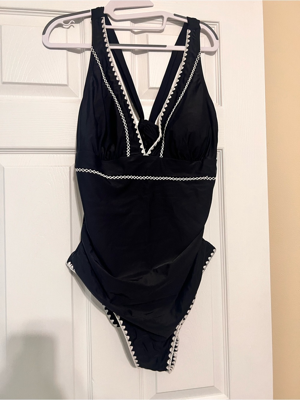Cupshe Black One-Piece Swimsuit with White Trim